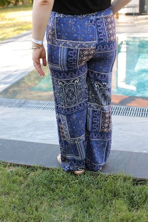 RENKTE BÜYÜK BEDEN DESENLİ PANTOLON