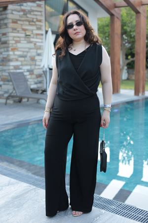 RENKTE BÜYÜK BEDEN SİYAH TULUM