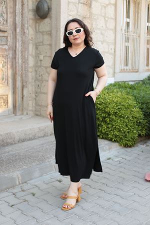 RENKTE BÜYÜK BEDEN ARKASI TUL VE TAŞ DETAYLI ELBİSE