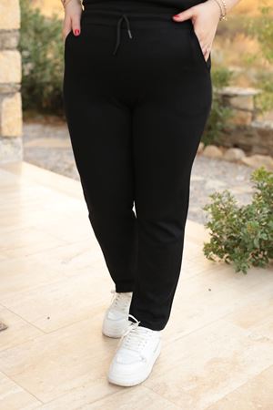 RENKTE BÜYÜK BEDEN BASKI DETAY İTHAL KUMAŞ SİYAH TAKIM