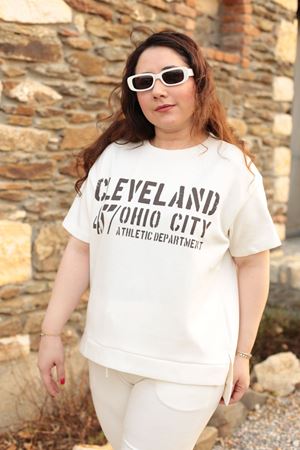 RENKTE BÜYÜK BEDEN BASKI DETAY İTHAL KUMAŞ KREM TAKIM