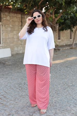 RENKTE ÖZEL ÜRETİM BÜYÜK BEDEN GÜNLÜK TAKIM