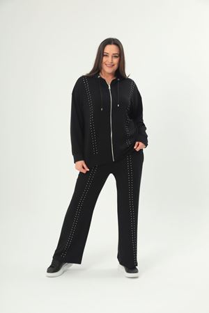 RENKTE BÜYÜK BEDEN TASARIM SİYAH EŞOFMAN TAKIMI