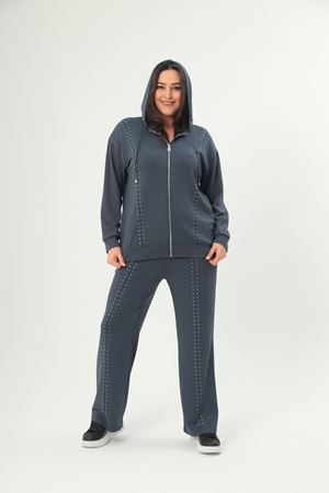 RENKTE BÜYÜK BEDEN TASARIM ANTRASİT EŞOFMAN TAKIMI