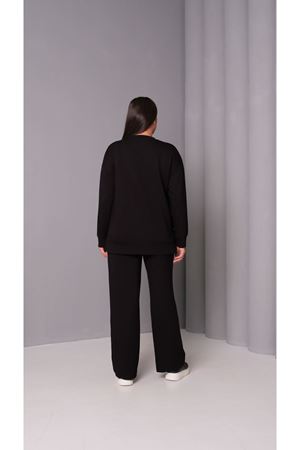 RENKTE BÜYÜK BEDEN SİYAH EŞOFMAN TAKIMI