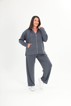 RENKTE BÜYÜK BEDEN CEPLİ FERMUALI FÜME EŞOFMAN TAKIMI