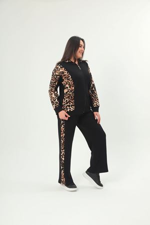 RENKTE BÜYÜK BEDEN LEOPAR DETAY SİYAH EŞOFMAN TAKIMI