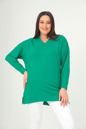 RENKTE BÜYÜK BEDEN V YAKA YEŞİL BASİC TUNİK & BLUZ