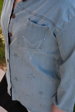 RENKTE BÜYÜK BEDEN BATİK DESEN YIKAMALI AÇIK RENK KOT GÖMLEK