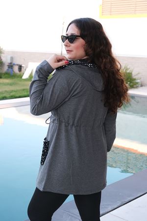 RENKTE BÜYÜK BEDEN İPLİ KAPŞONLU PULLU ANTRASİT CEKET