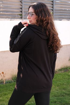 RENKTE BÜYÜK BEDEN TAŞ DETAY SİYAH SWEAT