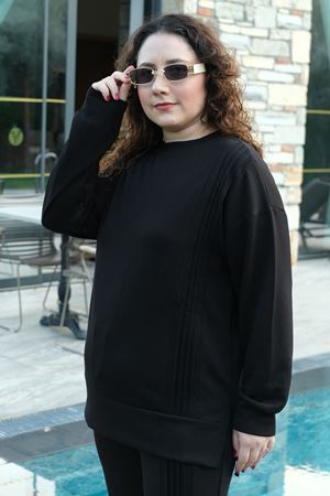 RENKTE BÜYÜK BEDEN BİYELİ SİYAH EŞOFMAN TAKIMI