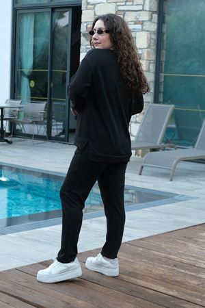 RENKTE BÜYÜK BEDEN YILDIZ BASKILI MODAL KUMAŞ SİYAH EŞOFMAN TAKIMI