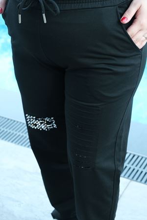 RENKTE BÜYÜK BEDEN SİYAH LAZERLİ PULLU SİYAH EŞOFMAN ALTI