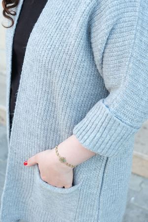 RENKTE BÜYÜK BEDEN GRİ CEPLİ HIRKA & CEKET