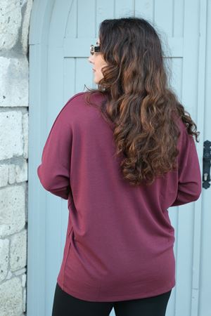 RENKTE BÜYÜK BEDEN ÇANTA TAŞLI BORDO BLUZ