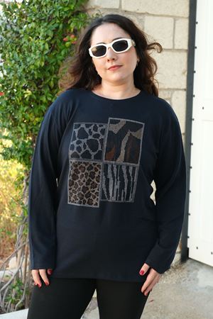 RENKTE BÜYÜK BEDEN TAŞLI LACİVERT BLUZ