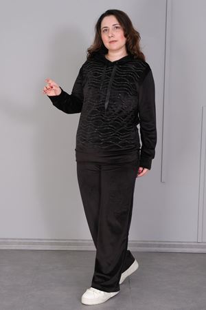 RENKTE BÜYÜK BEDEN TAŞ İŞLEMELİ PREMİUM SİYAH KADİFE TAKIM