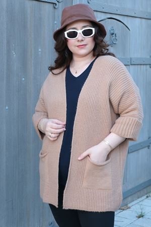 RENKTE BÜYÜK BEDEN KAHVE CEPLİ HIRKA & CEKET