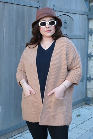 RENKTE BÜYÜK BEDEN KAHVE CEPLİ HIRKA & CEKET