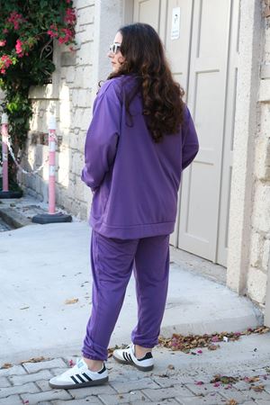 RENKTE BÜYÜK BEDEN ÖZEL ÜRETİM FERMUARLI MOR EŞOFMAN TAKIMI