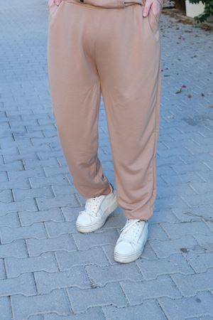 RENKTE BÜYÜK BEDEN ÖZEL ÜRETİM FERMUARLI SÜTLÜ KAHVE EŞOFMAN TAKIMI