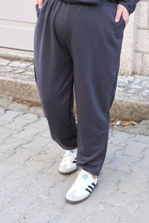 RENKTE BÜYÜK BEDEN ÖZEL ÜRETİM FERMUARLI ANTRASİT EŞOFMAN TAKIMI