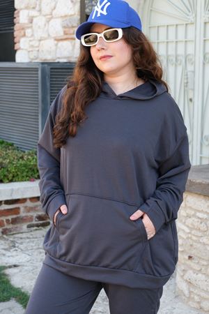 RENKTE BÜYÜK BEDEN ÖZEL ÜRETİM KANGURU CEPLİ ANTRASİT EŞOFMAN TAKIMI