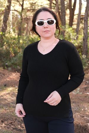 RENKTE BÜYÜK BEDEN ESNEK SİYAH TRİKO