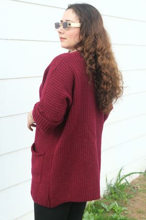 RENKTE BÜYÜK BEDEN BORDO CEPLİ HIRKA & CEKET