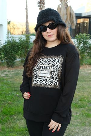 RENKTE SİYAH LEOPAR TAŞ İŞLEMELİ TASARIM BLUZ