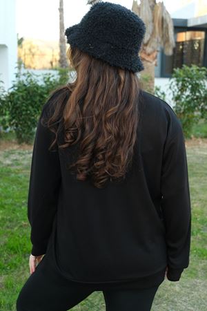 RENKTE SİYAH LEOPAR TAŞ İŞLEMELİ TASARIM BLUZ