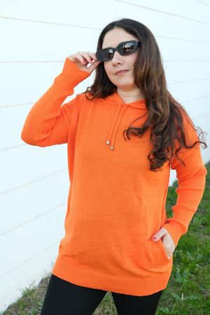 RENKTE KAPŞONLU ESNEK TURUNCU TRİKO