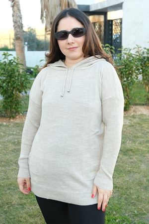 RENKTE KAPŞONLU ESNEK KREM TRİKO