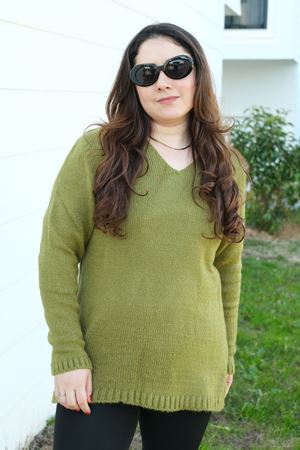 RENKTE V YAKA FISTIK YEŞİLİ TRİKO KAZAK