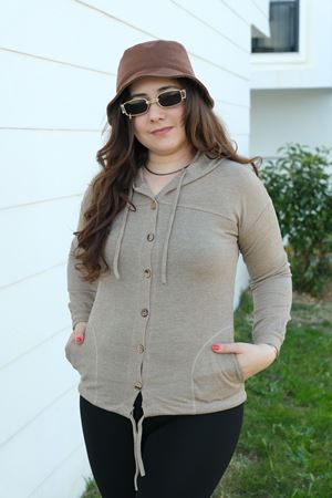 RENKTE DÜĞMELİ KAPŞONLU KAHVE TRİKO HIRKA