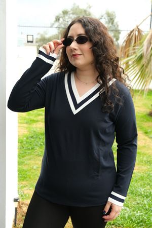 RENKTE V ŞERİT DETAY LACİVERT BLUZ