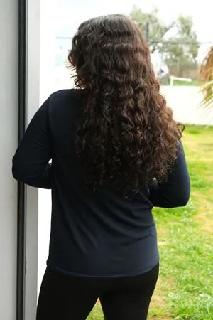 RENKTE V ŞERİT DETAY LACİVERT BLUZ