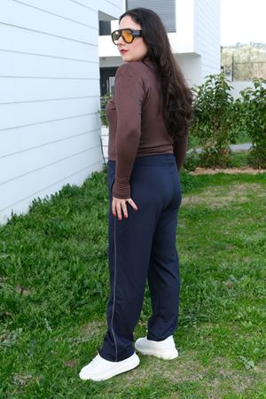 RENKTE BİYELİ BÜYÜK BEDEN LACİVERT EŞOFMAN ALTI