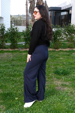 RENKTE TAŞ İŞLEMELİ BATTAL LACİVERT ALT EŞOFMAN