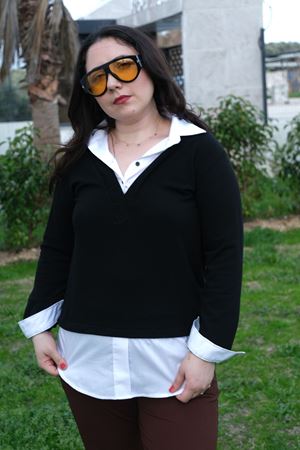 RENKTE GENİŞ KESİM GÖMLEK ÇIKMALI SİYAH BLUZ