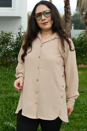 RENKTE BÜYÜK BEDEN YANLARI PATLI DÜĞMELİ VİZON GÖMLEK