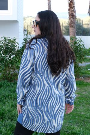 RENKTE BÜYÜK BEDEN SİYAH KOMBİNLİ DESENLİ TUNİK