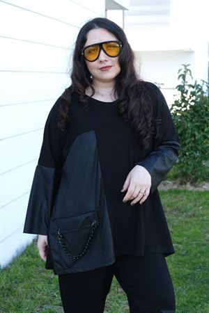 RENKTE BÜYÜK BEDEN ZİNCİRLİ DERİ GARNİLİ SALAŞ BLUZ&TUNİK