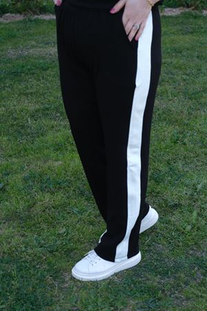 RENKTE BÜYÜK BEDEN BEYAZ V DETAY ALT ÜST TAKIM