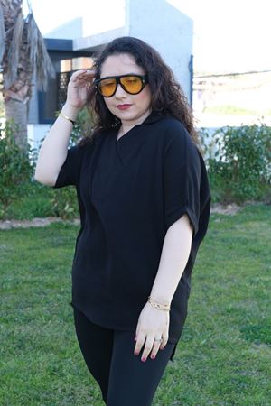 RENKTE BÜYÜK BEDEN KİLO GİZLEYEN SİYAH BLUZ