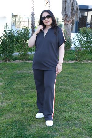 RENKTE BÜYÜK BEDEN FERMUARLI ŞERİTLİ ANTRASİT ALT ÜST TAKIM