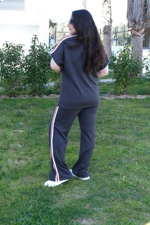 RENKTE BÜYÜK BEDEN FERMUARLI ŞERİTLİ ANTRASİT ALT ÜST TAKIM