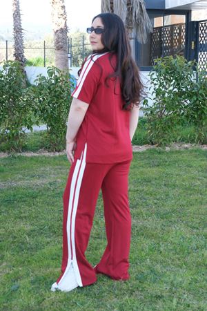 RENKTE BÜYÜK BEDEN BEYAZ ŞERİTLİ BORDO İKİLİ TAKIM