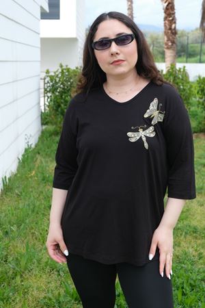 RENKTE BÜYÜK BEDEN KELEBEK YUSUFCUK PULLU NAKIŞLI SİYAH BLUZ